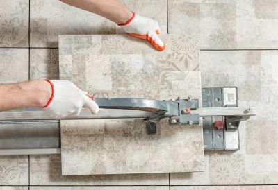 Expert Tile Cutting